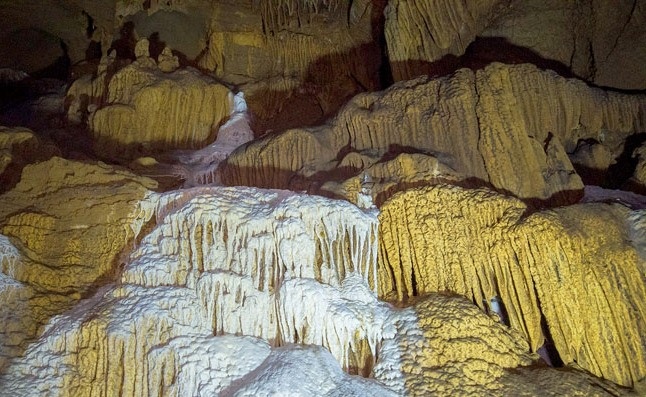 Hệ thống hang động trong vùng CVĐC