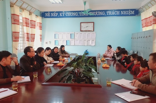 Management Board of Lang Son Geopark worked with Minh Khai Primary School on school projects in Lang Son Geopark in 2023