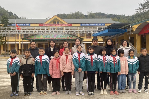 Ban Quản lý Công viên địa chất Lạng Sơn làm việc với Trường PTDTBT Tiểu học Hữu Lễ về dự án trường học trong vùng Công viên địa chất Lạng Sơn năm 2023