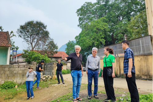 Surveying additional tourist sites in Lang Son Geopark