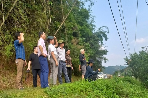 Surveying and working with the Advisory Team on the construction and development of Lang Son Geopark