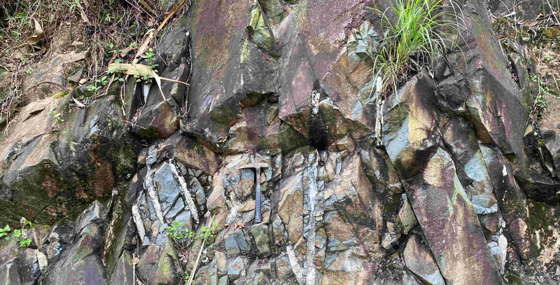 Site 07 Phun trào lục địa