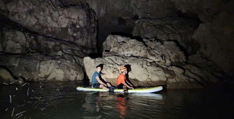 Hang Hoàng Ang, xã Nhất Tiến, huyện Bắc Sơn (Tuyến Du lịch Công viên địa chất Lạng Sơn số 02) - Tiềm năng khai thác mô hình du lịch thám hiểm hang động có sức hút đối với du khách trong nước và quốc tế