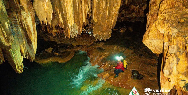 Hợp tác phát triển du lịch thám hiểm Hang Khuôn Bồng trên Tuyến du lịch Công viên địa chất Lạng Sơn số 02