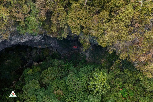 Mysterious Sinkholes of Lang Son Geopark  (Lang Son Province, Viet Nam)