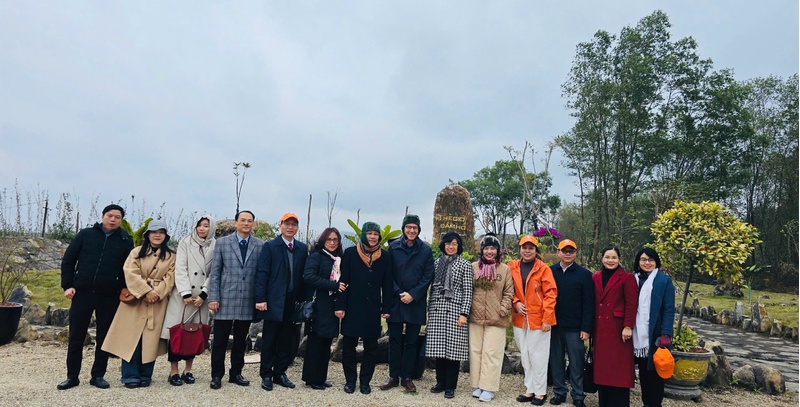 Đoàn công tác Bộ Ngoại giao - Uỷ ban Quốc gia UNESCO Việt Nam và Văn phòng UNESCO tại Việt Nam đến thăm một số điểm du lịch Công viên địa chất Lạng Sơn