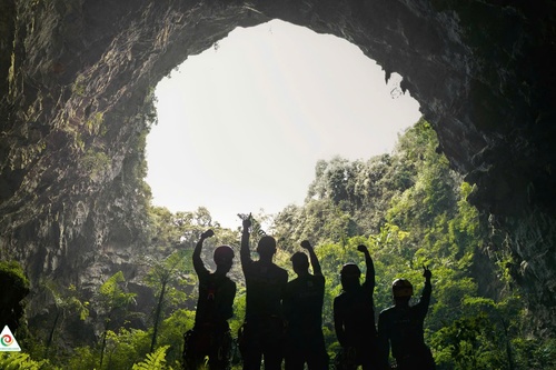 Surveying a sinkhole of Lang Son Geopark in Mong An Commune, Binh Gia District, Lang Son province, Viet Nam