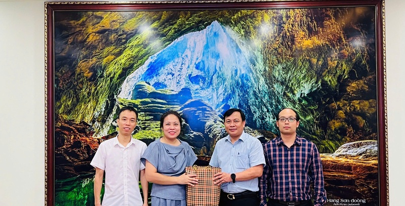 Tổ chức Đoàn công tác đi học tập kinh nghiệm và khảo sát một số điểm du lịch địa chất của tỉnh Quảng Bình