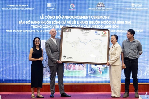 Quản lý hoạt động hợp tác quốc tế trong bảo tồn, quản lý, khai thác hang, động, hố sụt và các giá trị địa chất khác trong vùng Công viên địa chất toàn cầu UNESCO Lạng Sơn