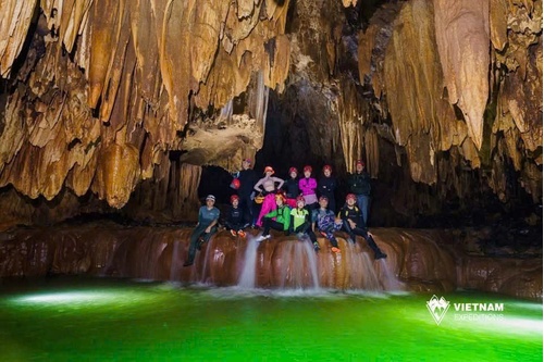 Đánh giá sức chứa của một số hang động, hố sụt, phục vụ phát triển sản phẩm du lịch Công viên địa chất toàn cầu UNESCO Lạng Sơn