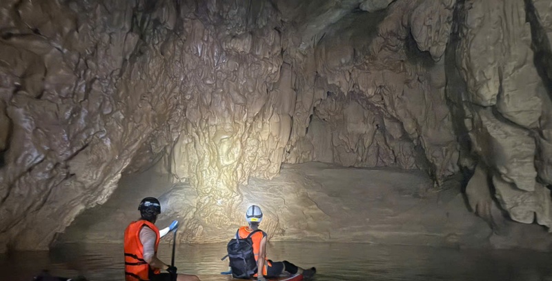 Hợp tác khảo sát hang động, hố sụt Công viên địa chất toàn cầu UNESCO Lạng Sơn